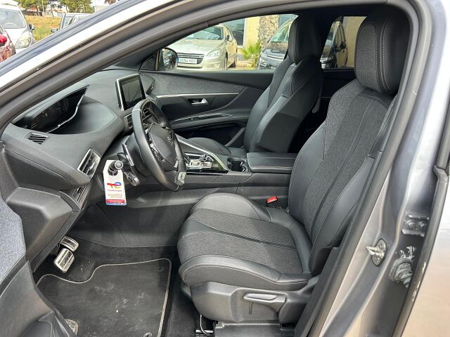 PEUGEOT 5008 GT LINE 1.2 E-THP AUTO SPANISH LHD IN SPAIN 89K 7 SEATS SUPER 2019